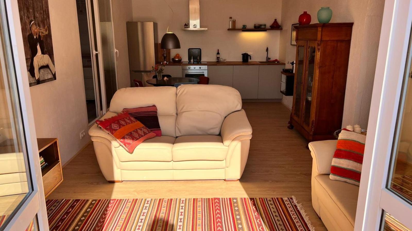 Arriba Stijlvol Appartement Met Zwembad En Tuin كونيل ذي لا فرونتيرا المظهر الخارجي الصورة