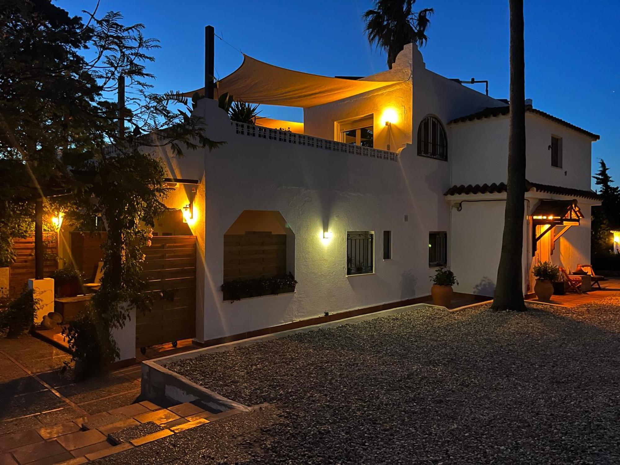 Arriba Stijlvol Appartement Met Zwembad En Tuin كونيل ذي لا فرونتيرا المظهر الخارجي الصورة