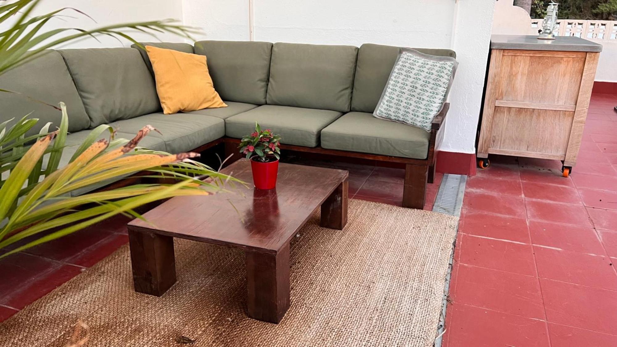 Arriba Stijlvol Appartement Met Zwembad En Tuin كونيل ذي لا فرونتيرا المظهر الخارجي الصورة